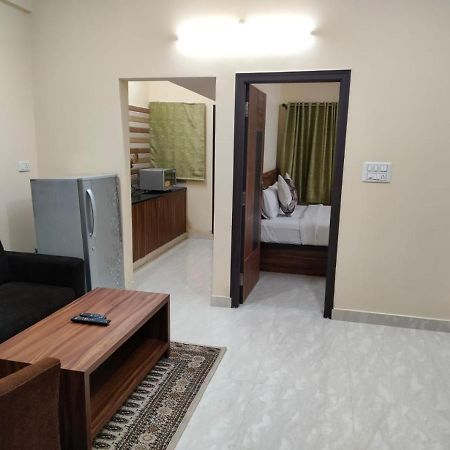 Готель Golden Chariot 1Bhk Flat Manyata Tech Park Бенґалуру Екстер'єр фото