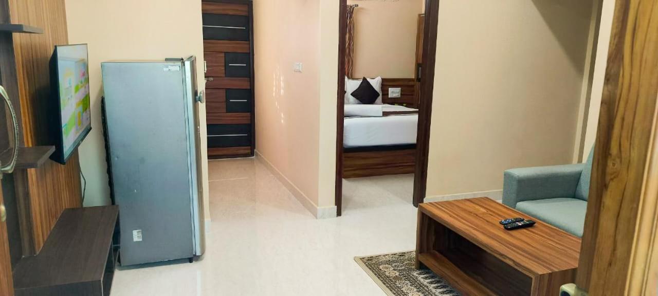 Готель Golden Chariot 1Bhk Flat Manyata Tech Park Бенґалуру Екстер'єр фото