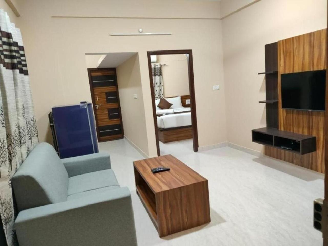 Готель Golden Chariot 1Bhk Flat Manyata Tech Park Бенґалуру Екстер'єр фото
